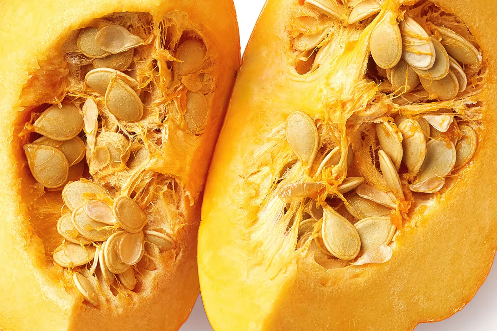 6 Key Benefits of Pumpkin Seeds (And How to Add More to Your Plate)